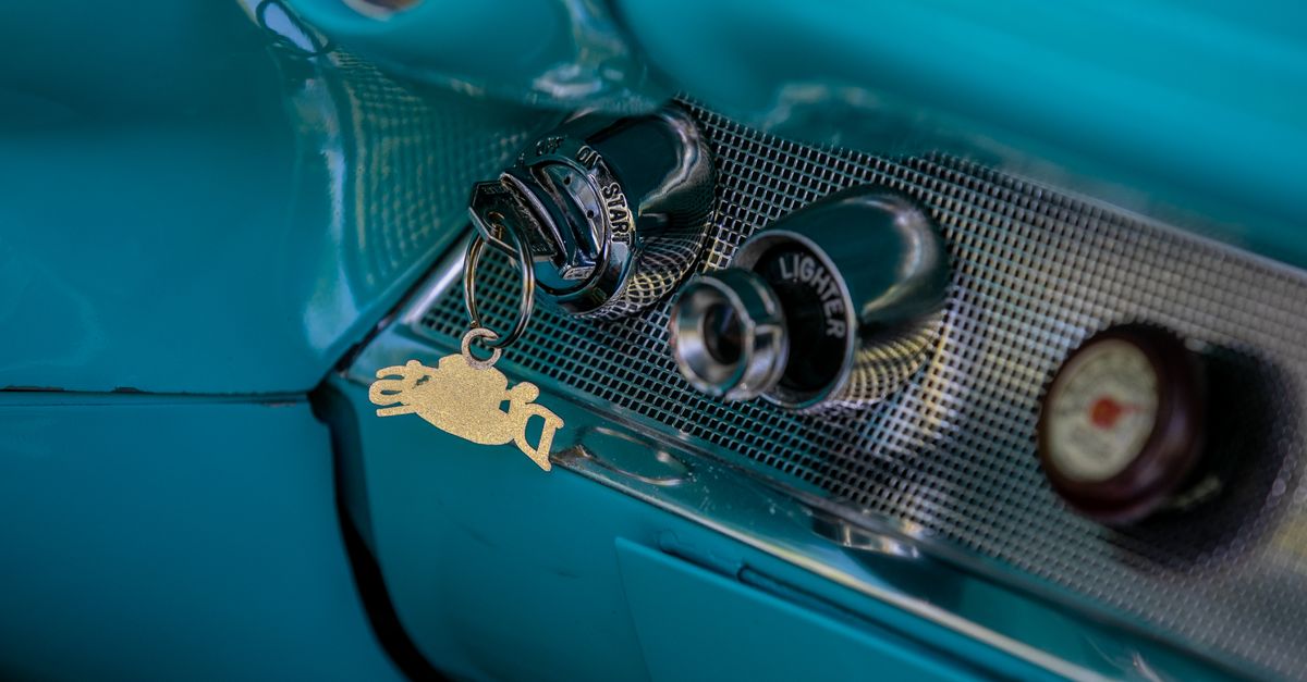 BMW car key fob — Top Locksmith Pro