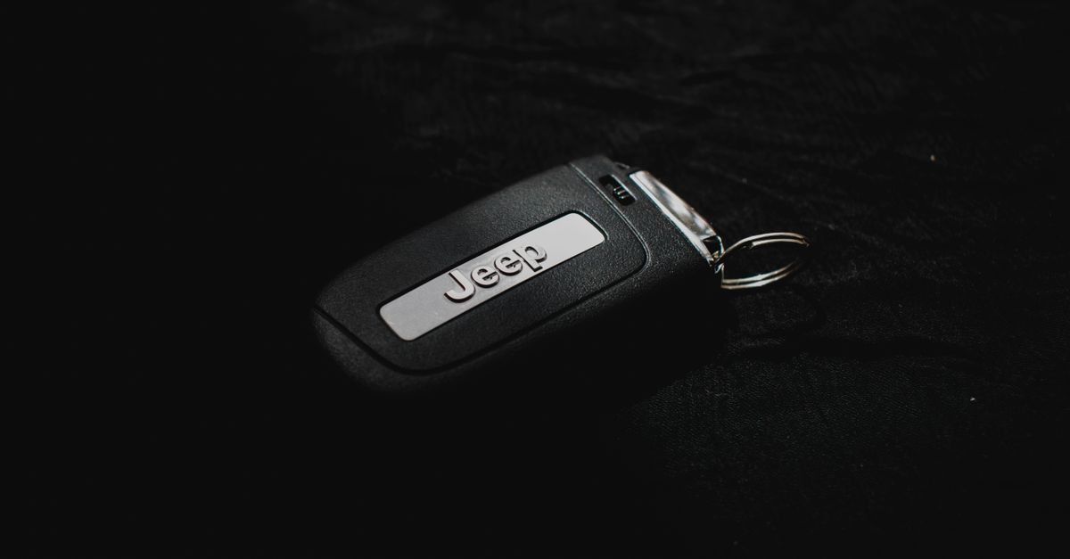 Nissan car key fob — Top Locksmith Pro