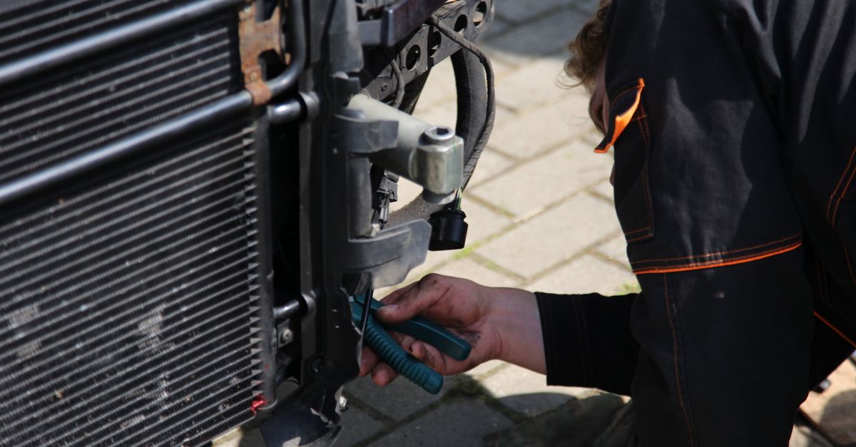 Auto Locksmith service — Top Locksmith Pro