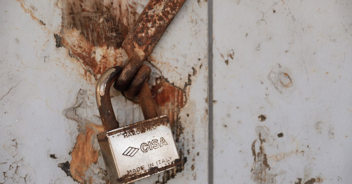 home security lock door — Top Locksmith Pro