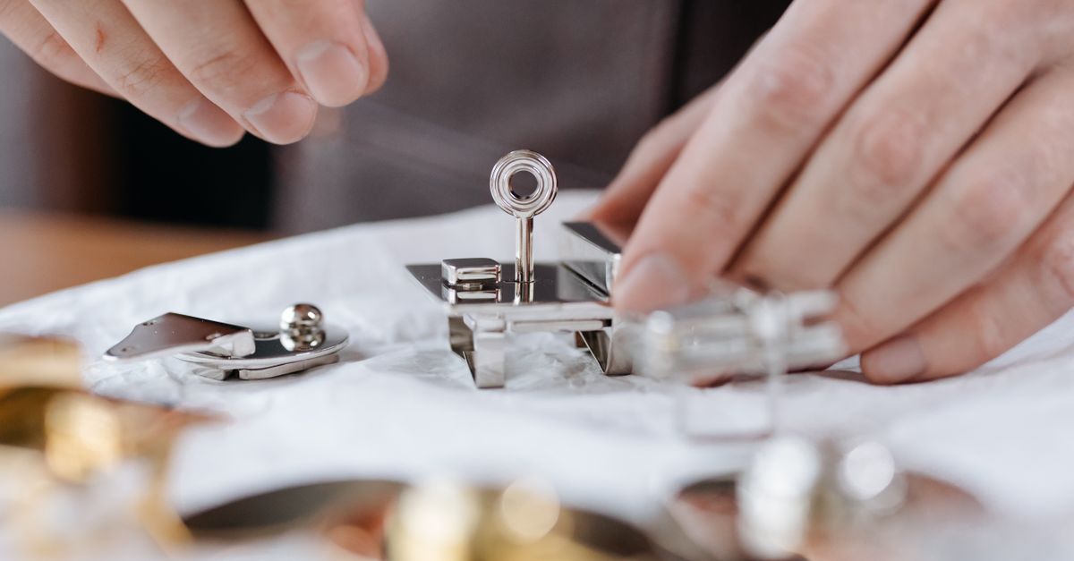 key maker professional — Top Locksmith Pro